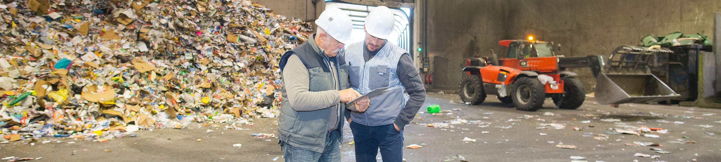 anlagenleiter-abfallwirtschaftsbetrieb-recycling-anlage